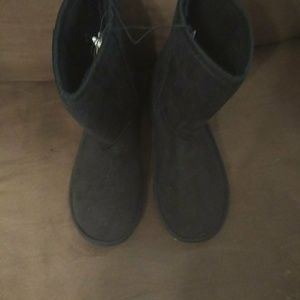 Women's boots Brand New